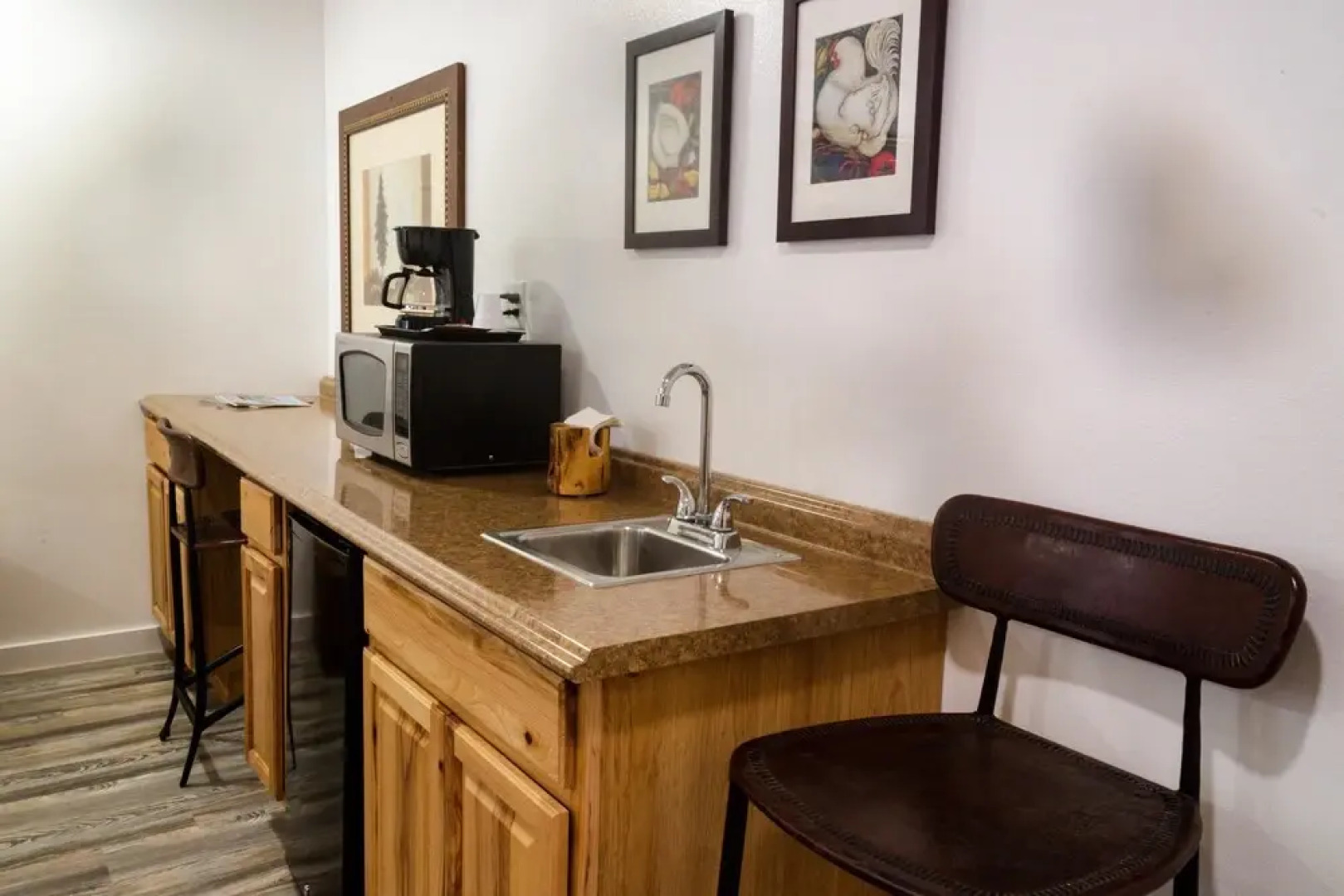 Riverwood Inn Hotel Signature Queen Suite