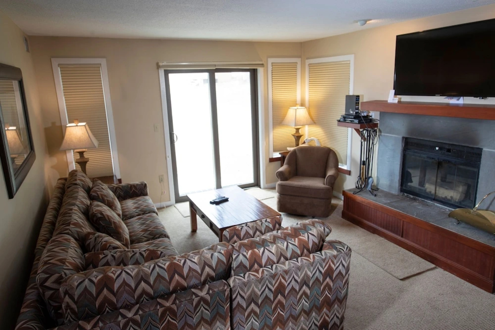 1br Ski-in, Ski-out At Okemo Mountain Lodge 1 Bedroom Condo by RedAwning