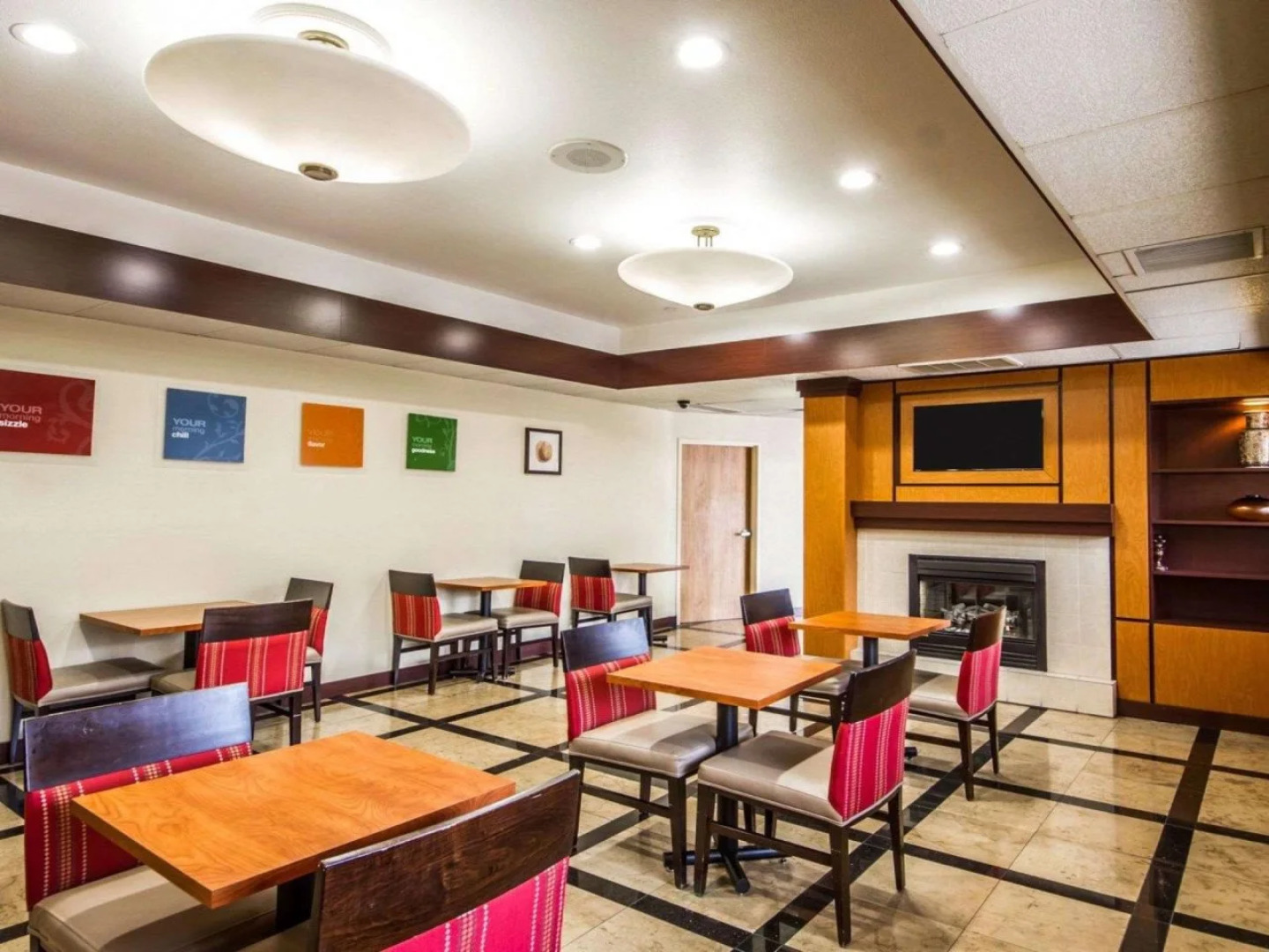 Comfort Inn & Suites Oakland Airport