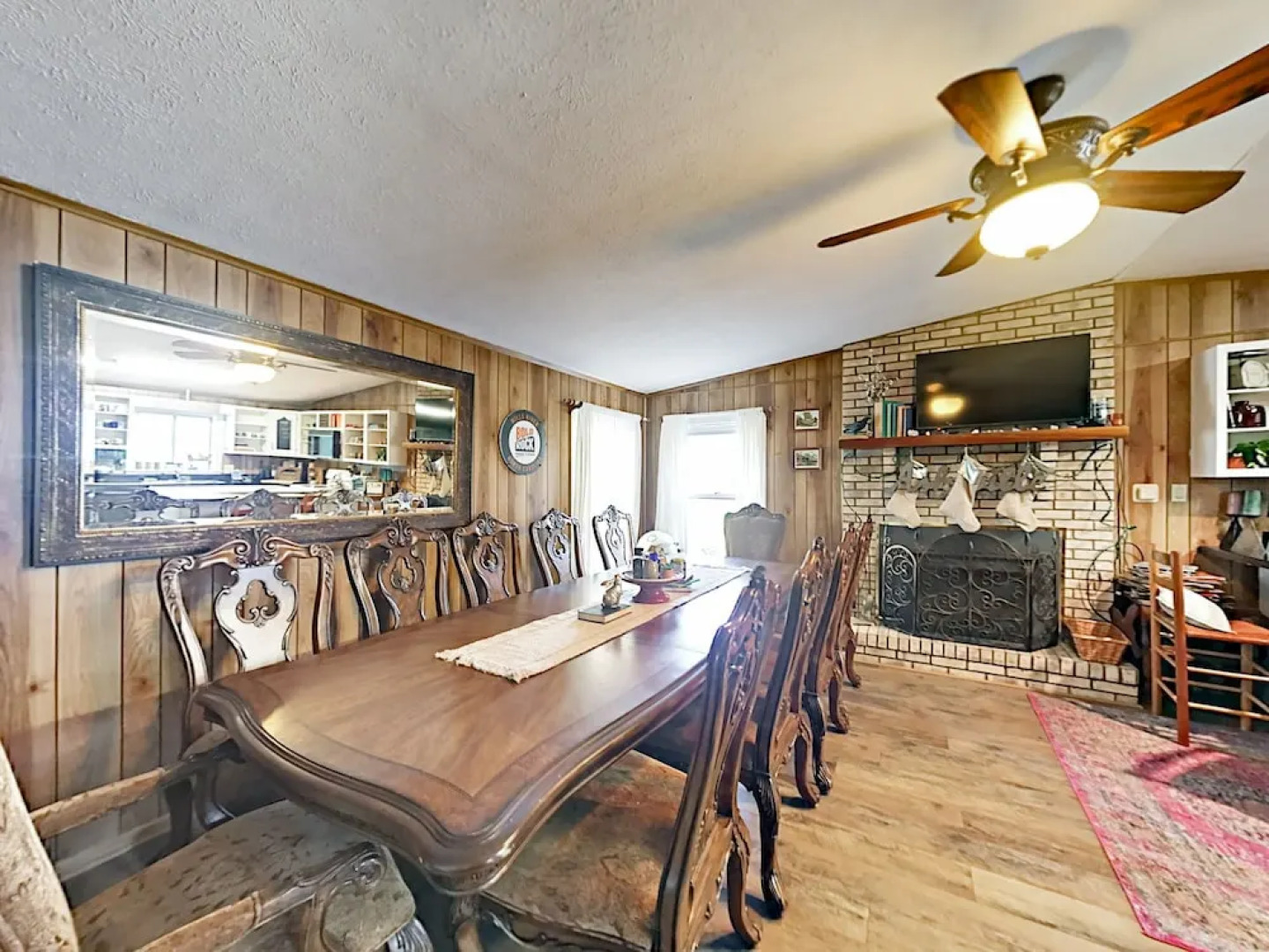 Unique Getaway Near National Forest - 4 Br Home