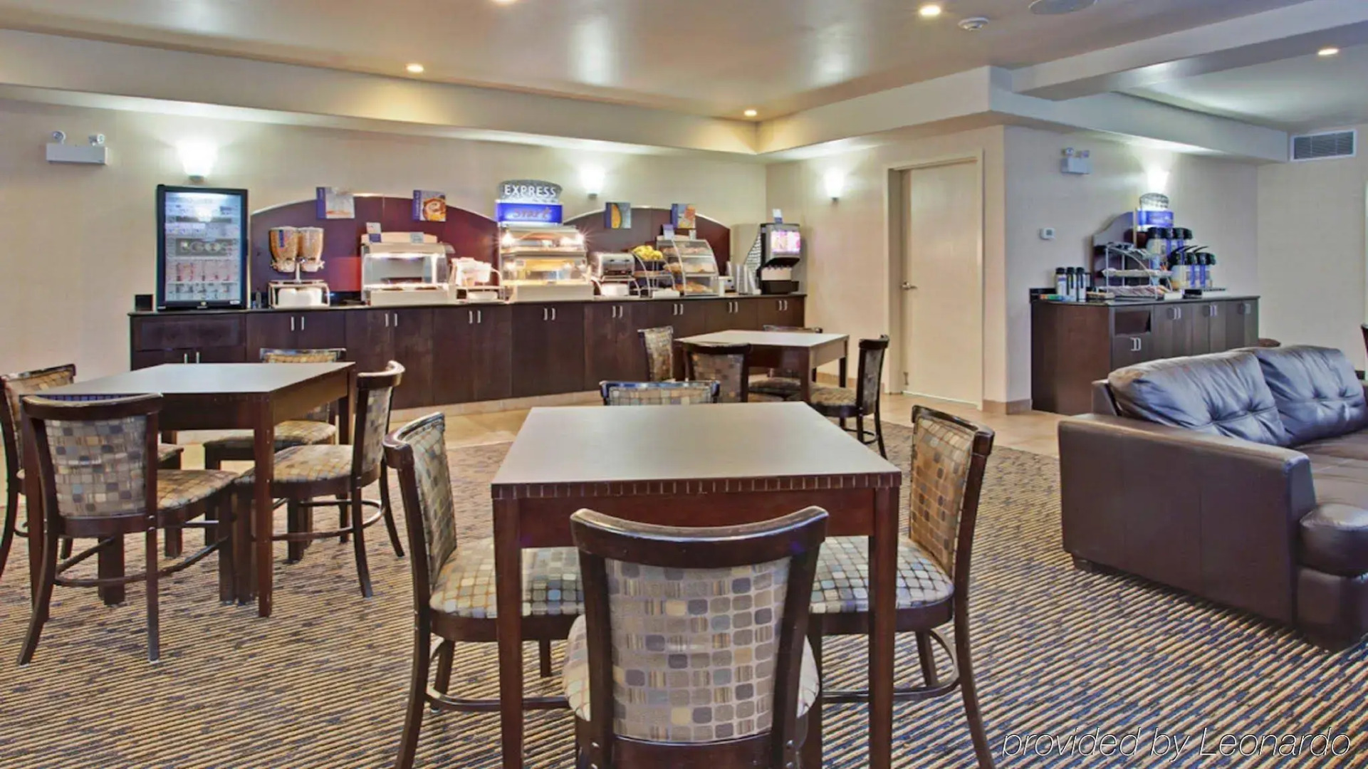 Holiday Inn Express Hotel & Suites SWIFT CURRENT by IHG