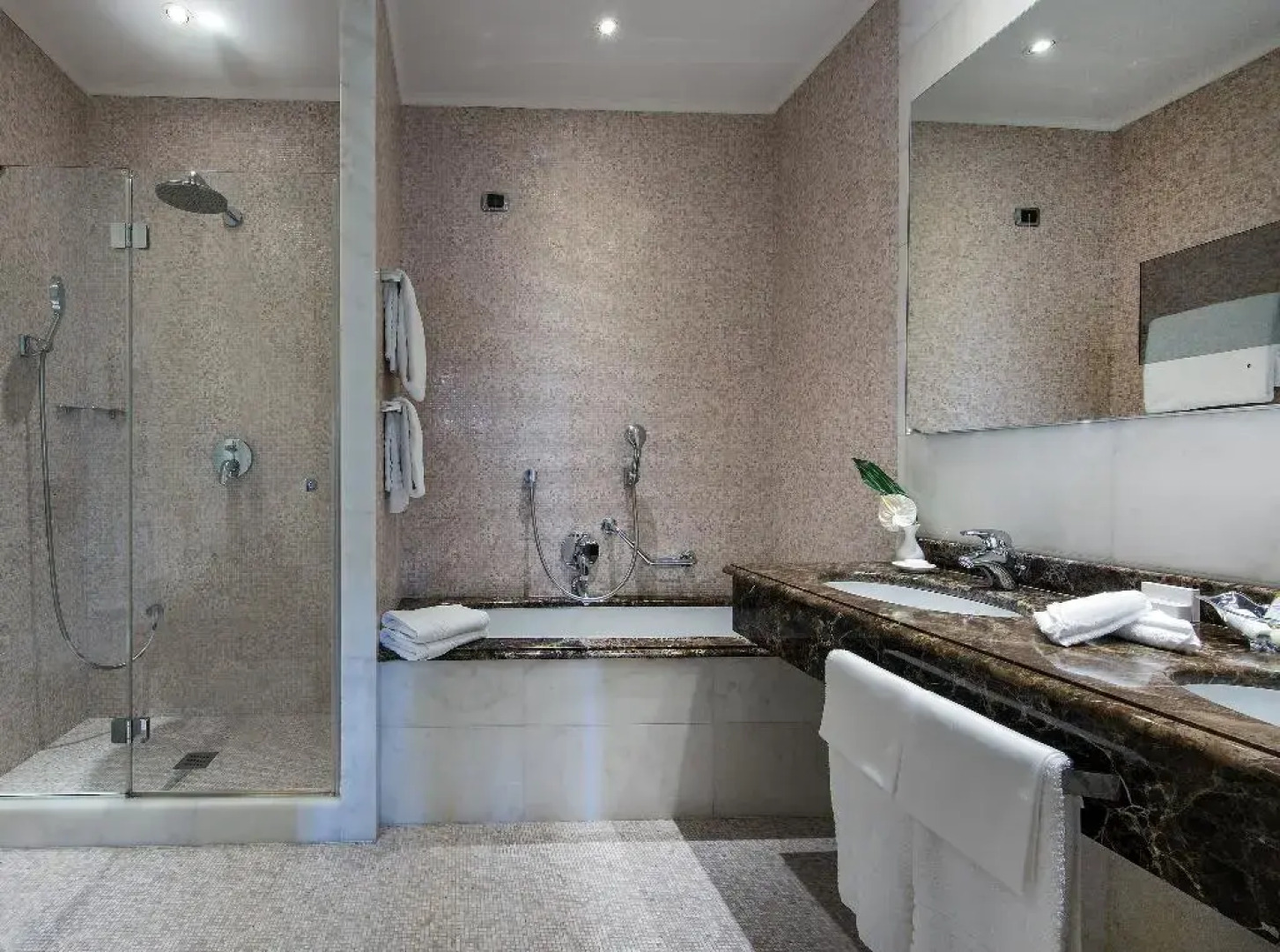 Aldrovandi Villa Borghese