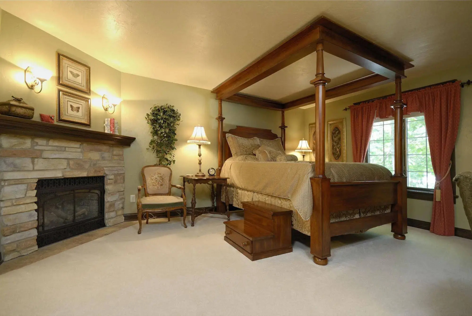 The Roost Bed and Breakfast