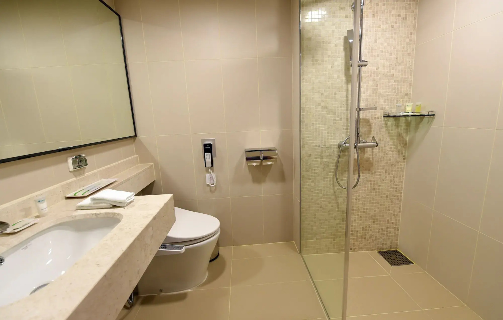 Wirye Militopiahotel By Marine