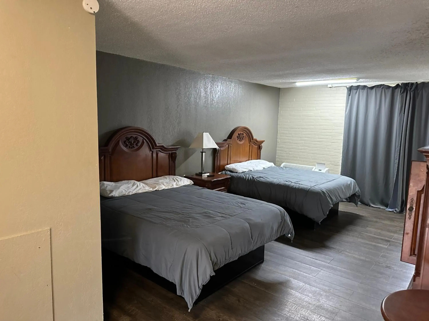 OYO Hotel Greensboro NC Southwest I-85