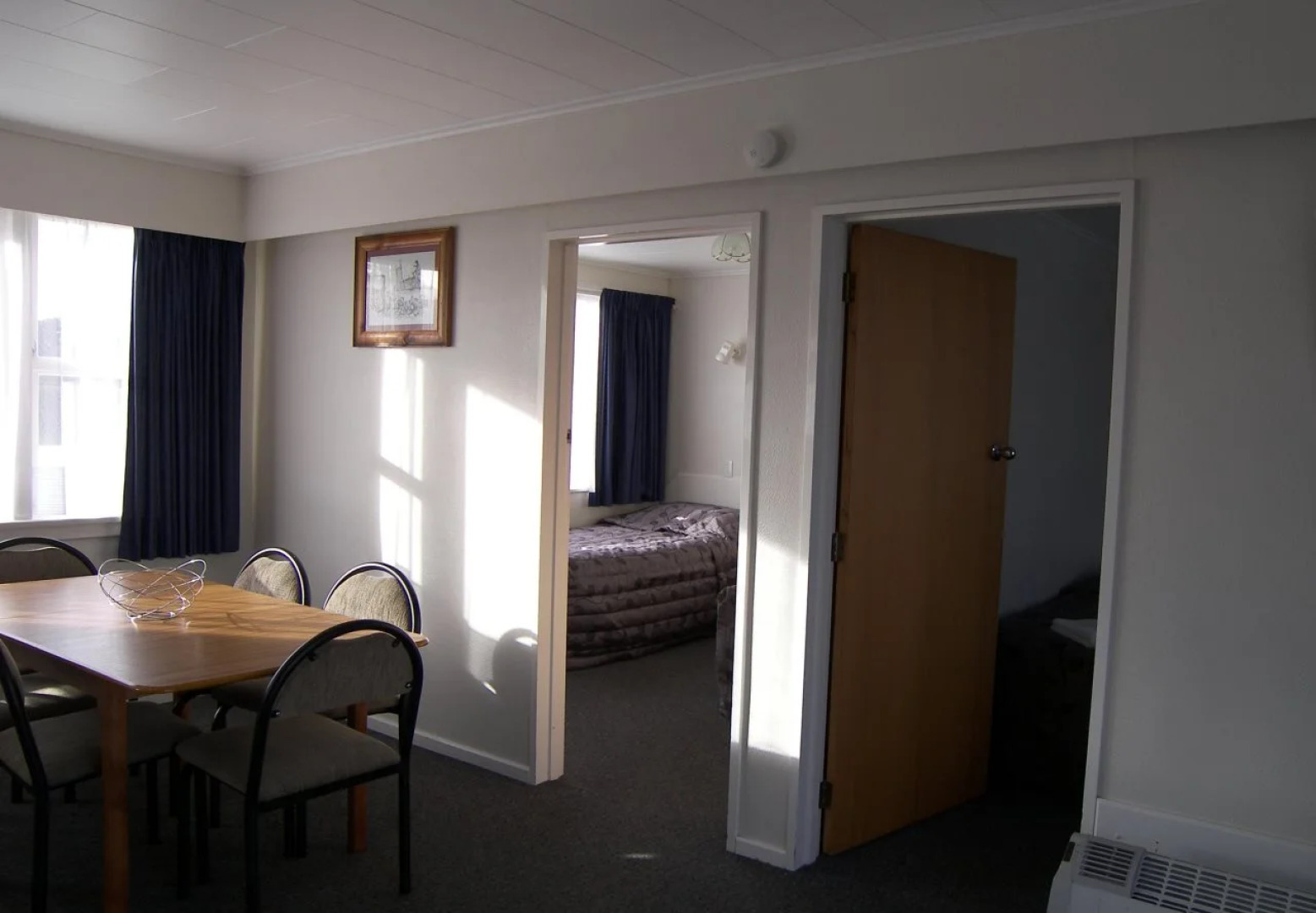 554 Moana Court Motel