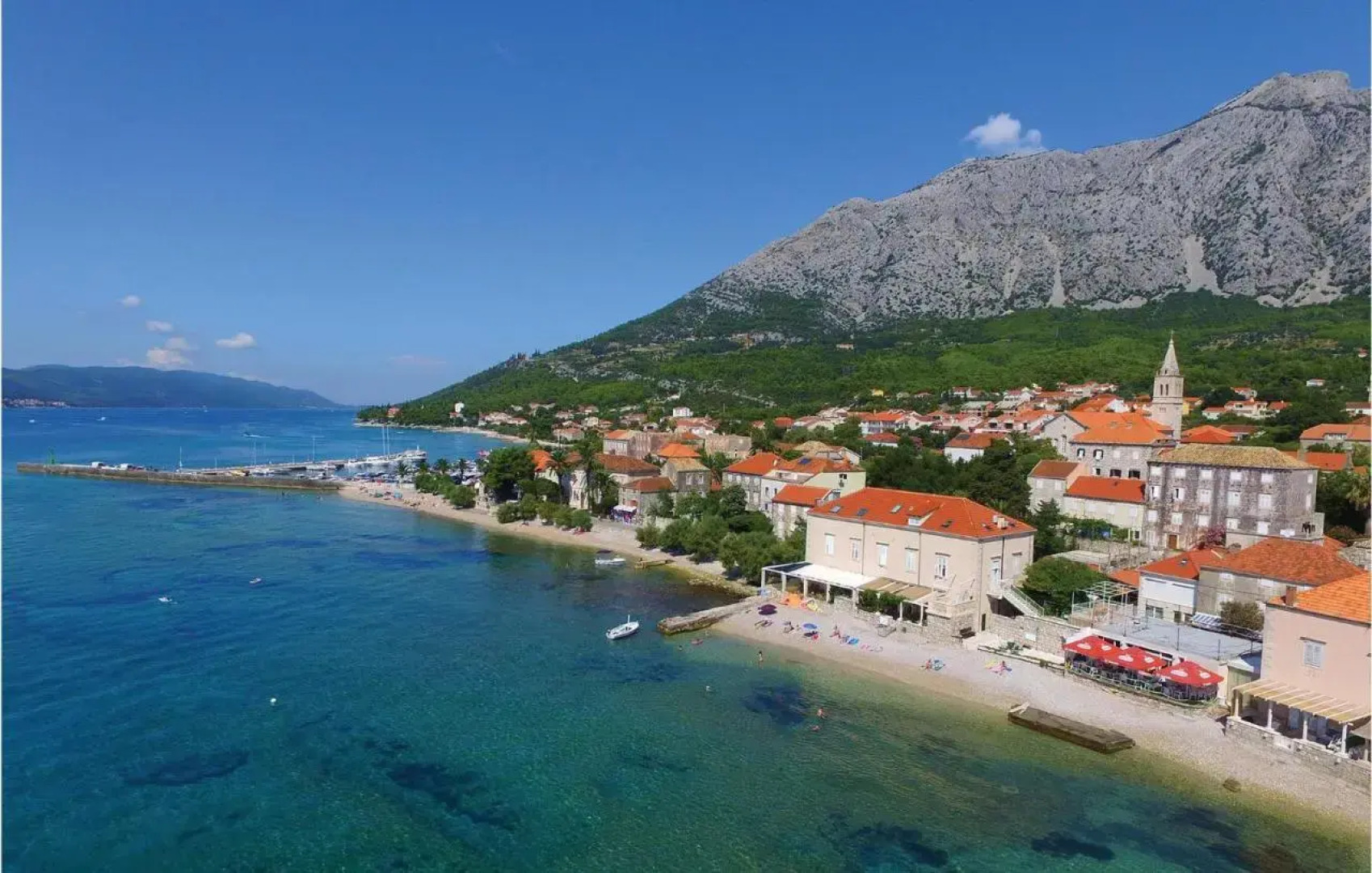 Five-Bedroom Holiday Home in Orebici