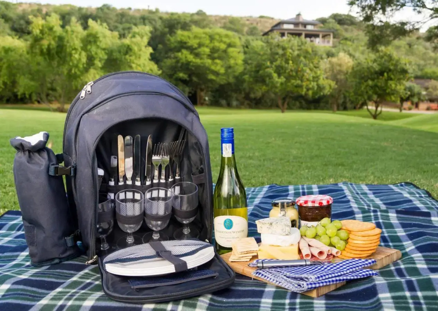 Stonehill River Lodge