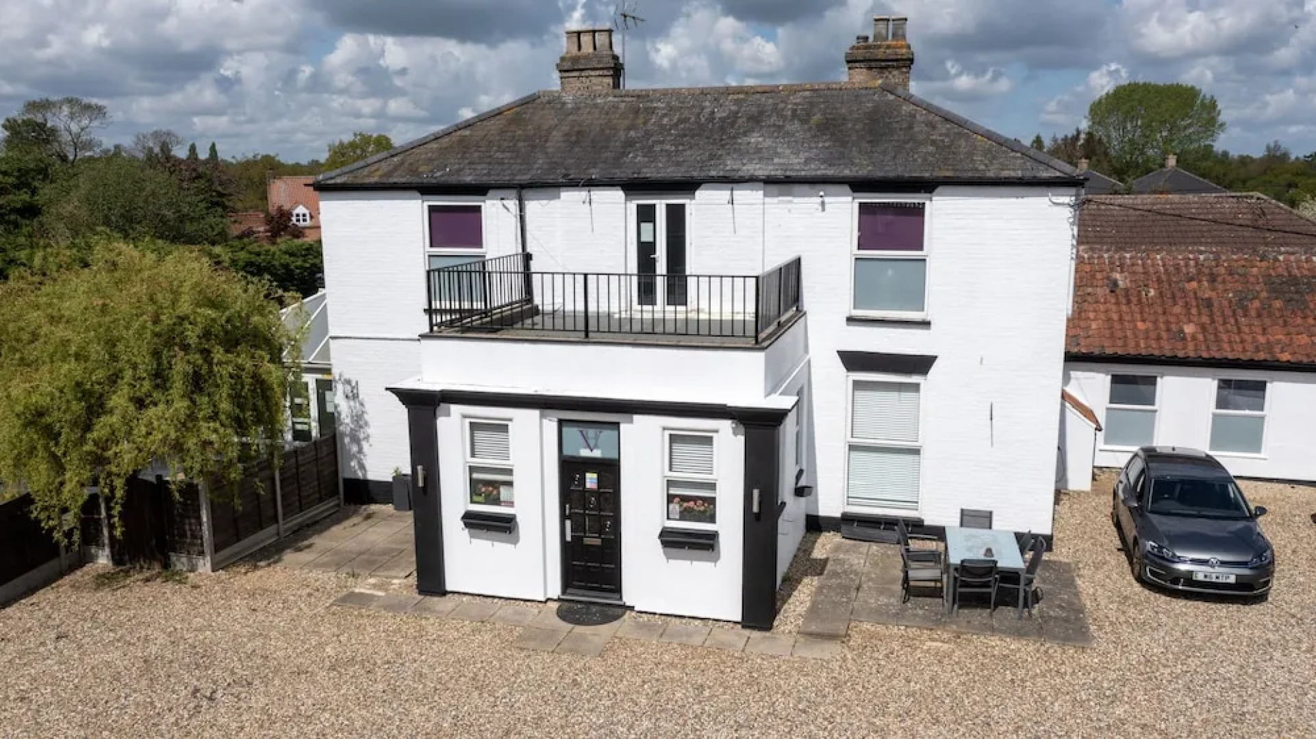 The Hare And Barrel Hotel