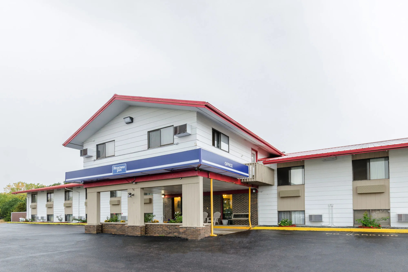 Rodeway Inn Mitchell