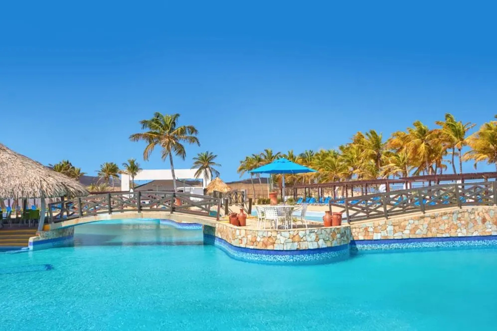 Costa Caribe Beach Hotel & Resort