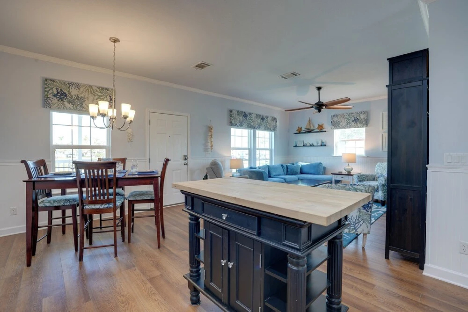 Fort Myers Home Near Sanibel Island Causeway