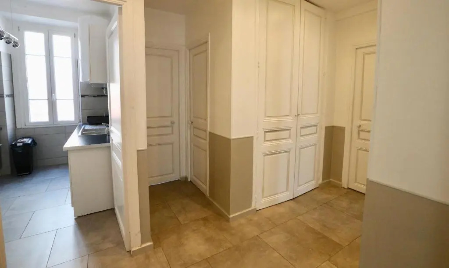 Amiral Courbet Apartment