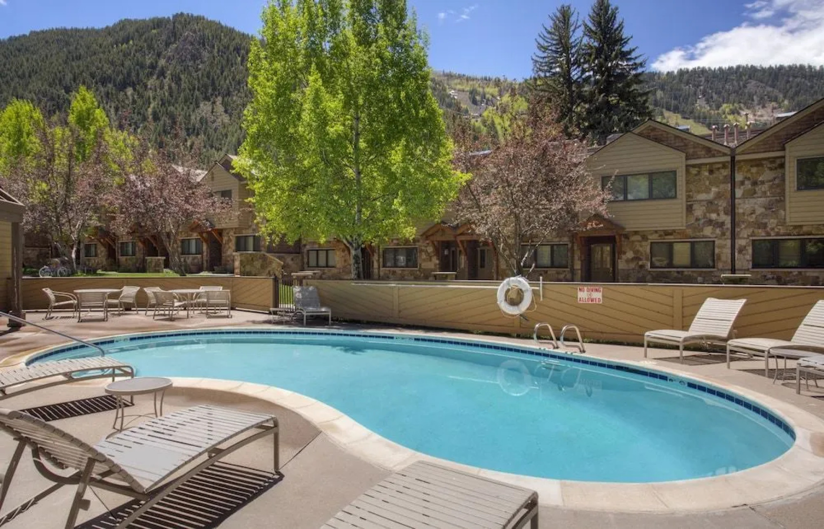 Clarendon by Frias Properties