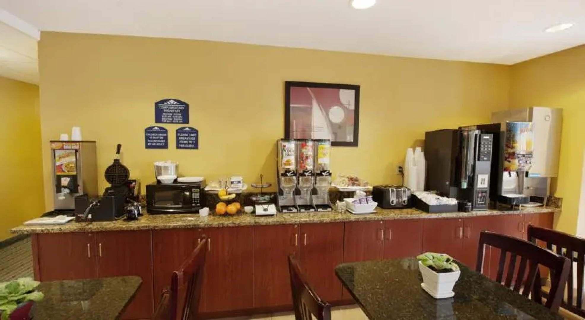 Microtel Inn & Suites Hillsborough