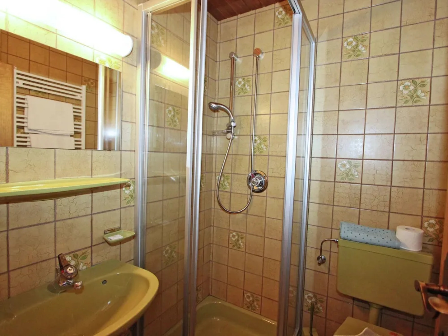 Peaceful Mansion in Inzing With Balcony, Garden,bbq, Heating