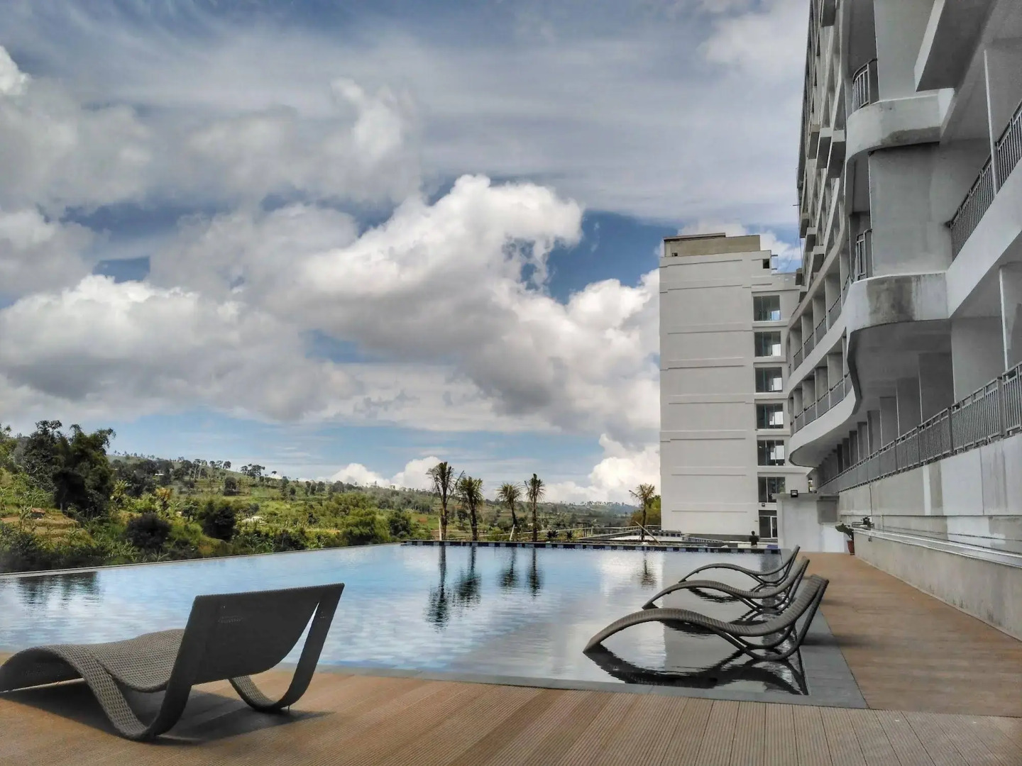 Le Eminence Puncak Hotel Convention & Resort