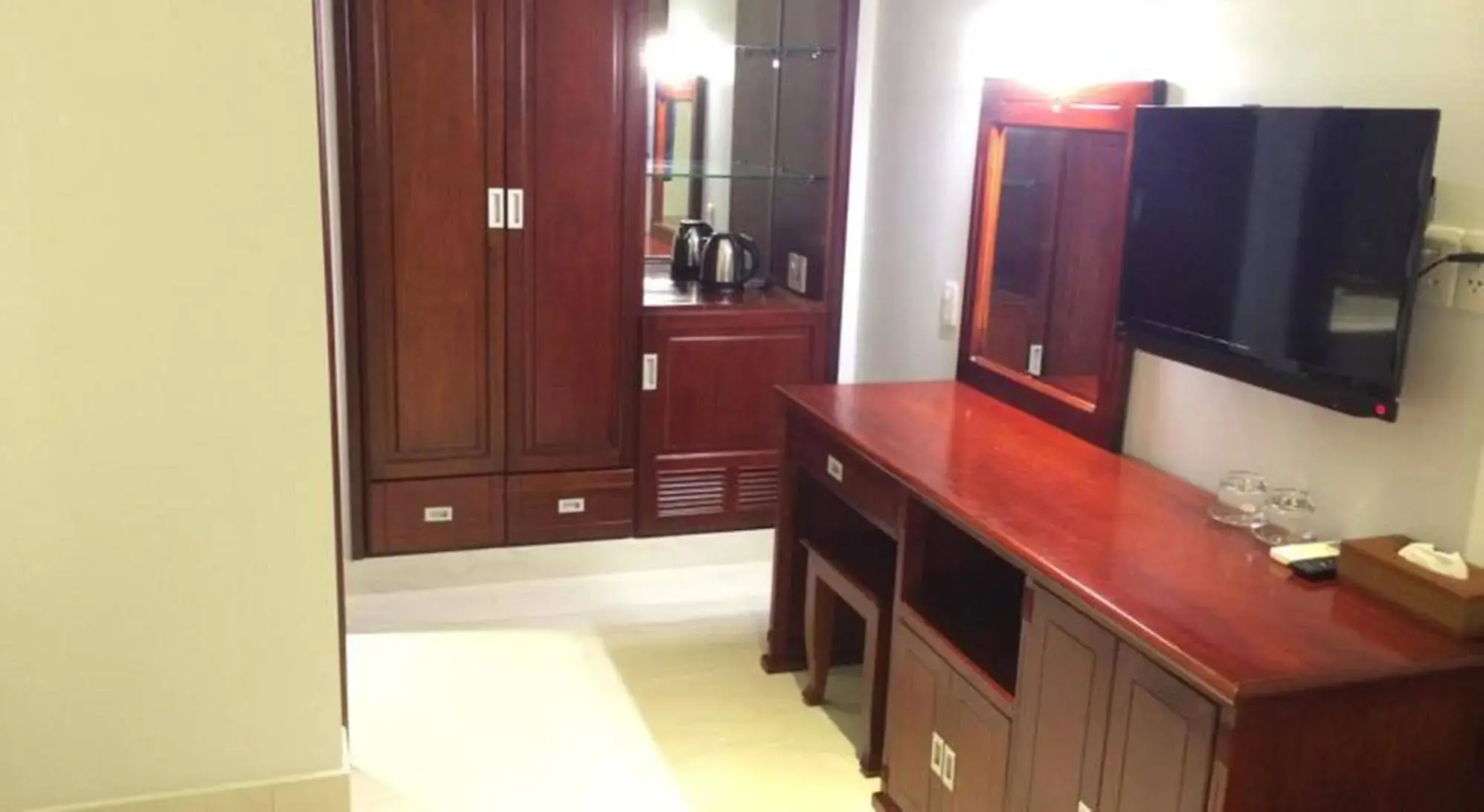 Phoenix Hotel