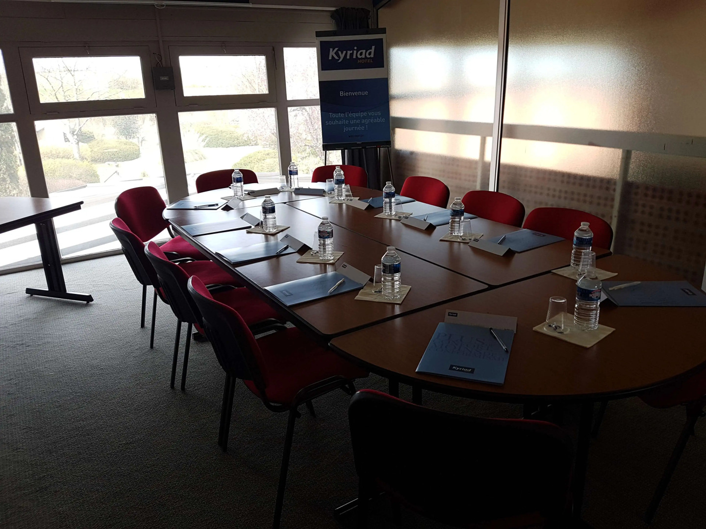 Kyriad Angoulême Nord Champniers - Hôtel & Résidence