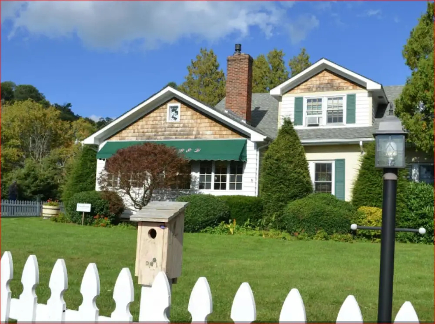 Azalea Inn Bed & Breakfast