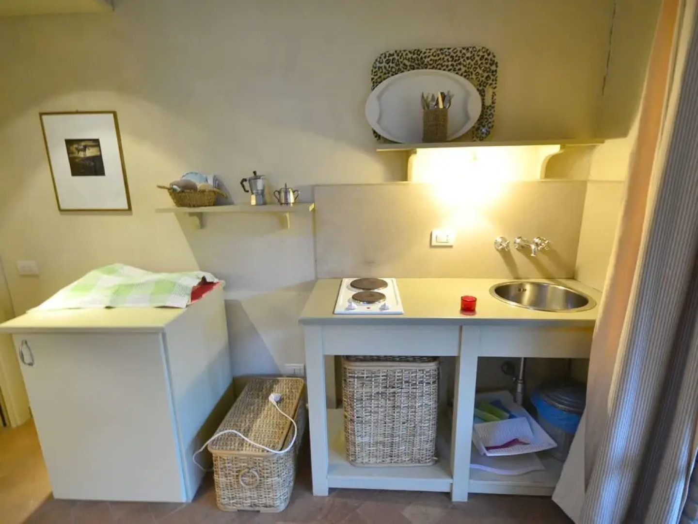 Cosy Apartment on Spacious Agriturismo, Near Beach and Culture