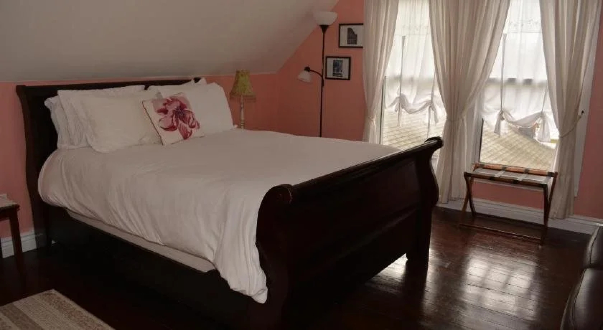 The Londoner Bed & Breakfast