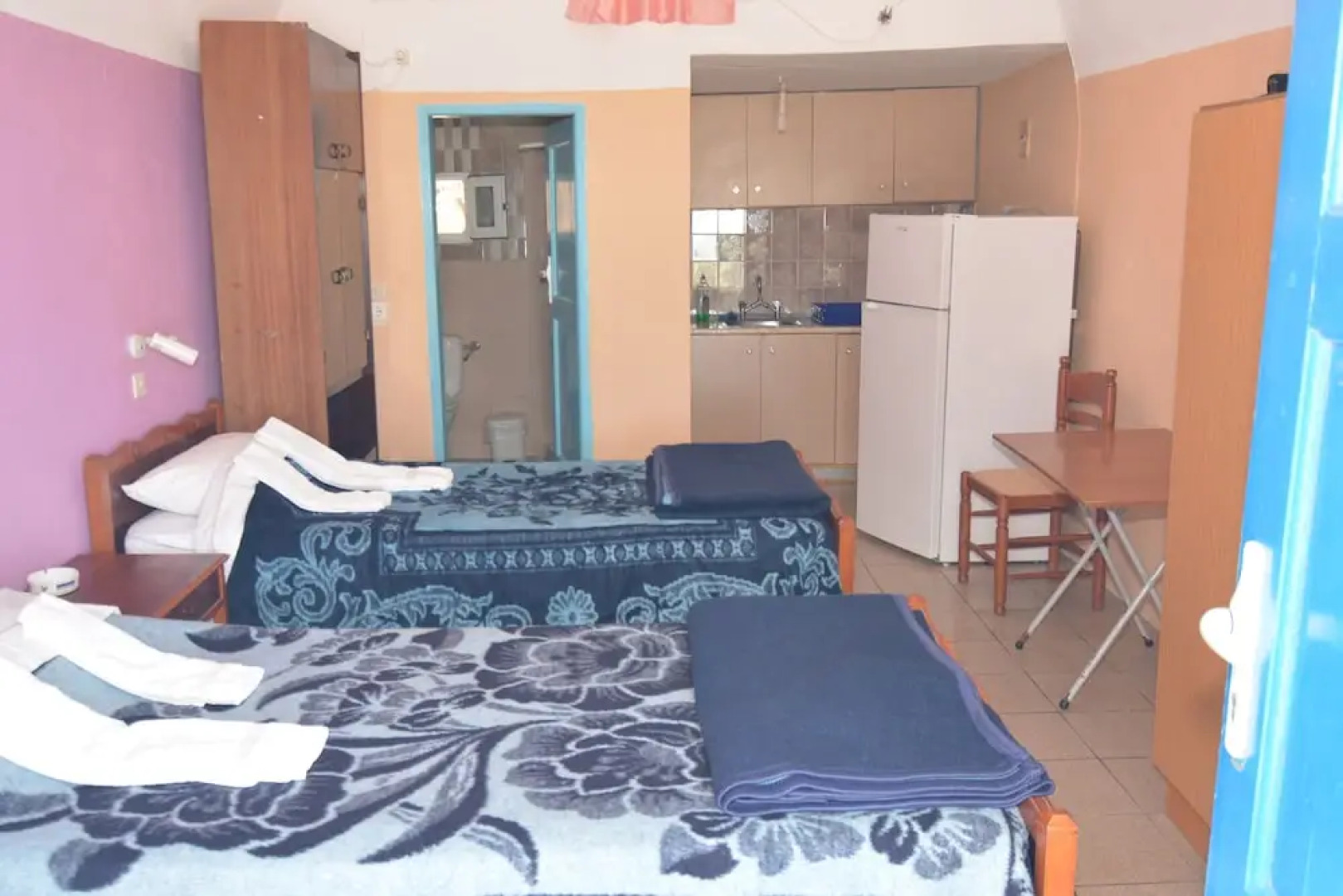 Zacharo Rooms Thirasia