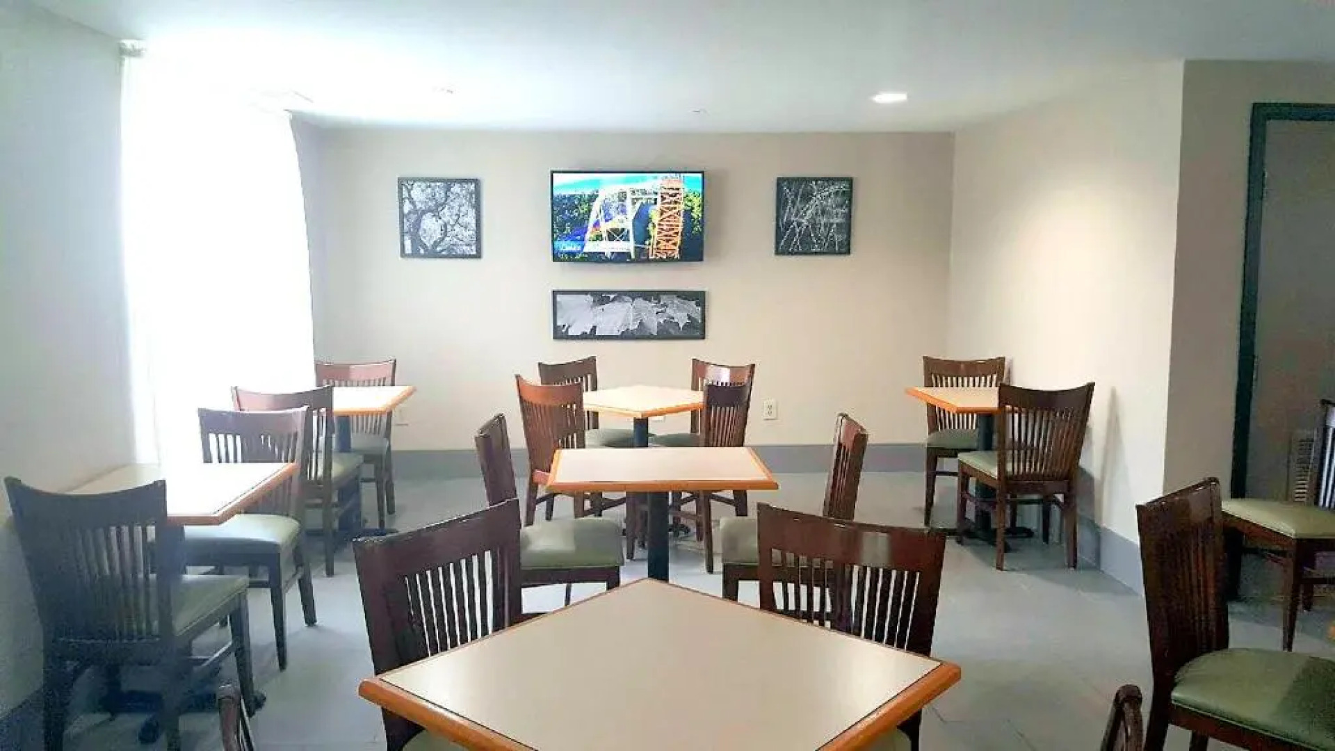 Wingate by Wyndham Matthews/Charlotte