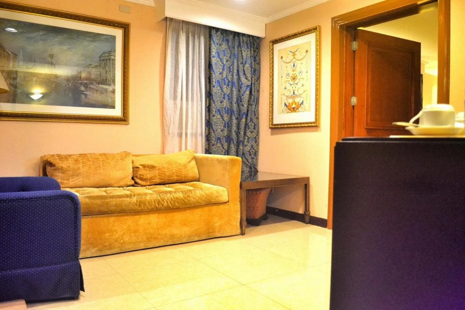 Subic Bay Venezia Hotel