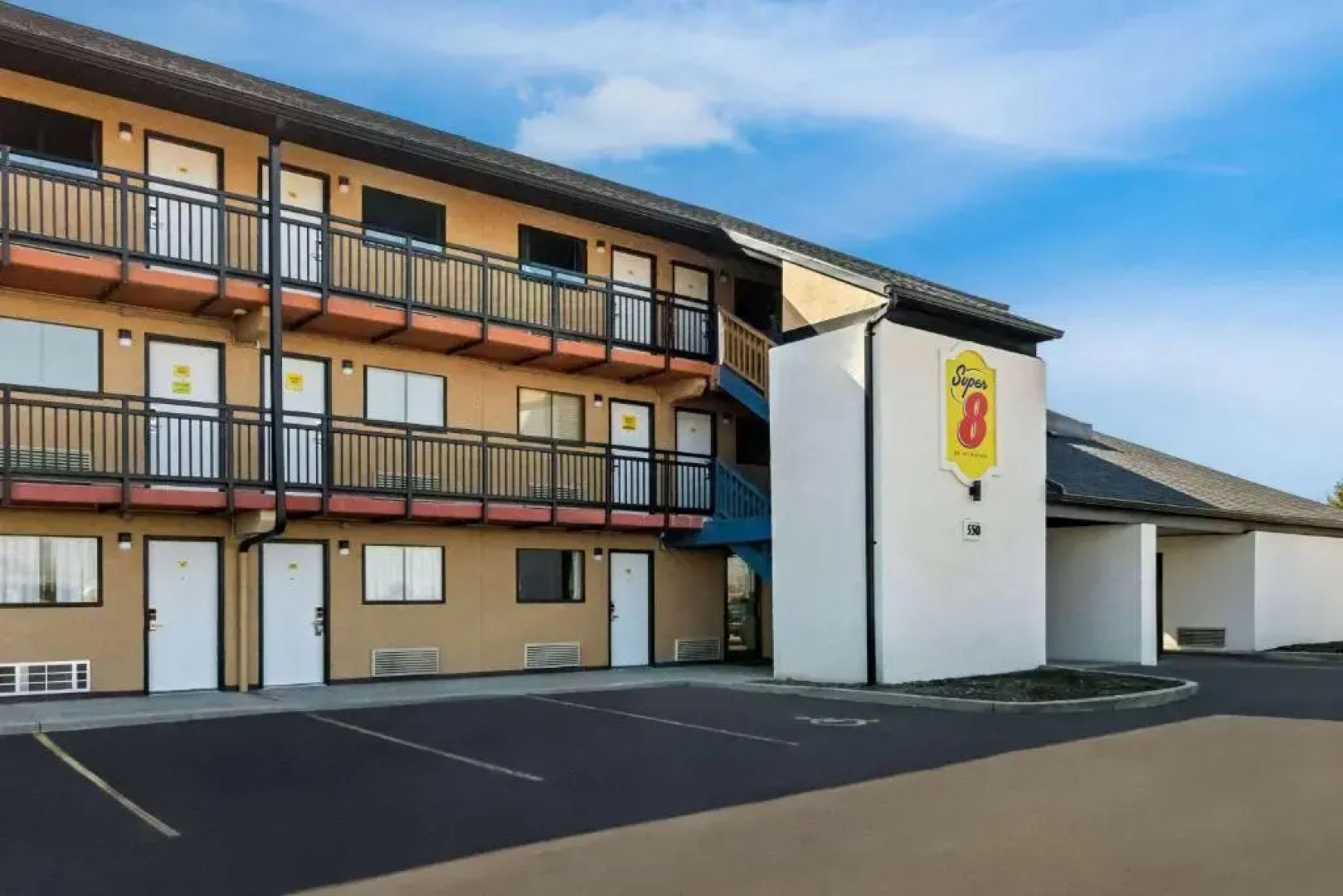 Super 8 Vandalia/Dayton International Airport