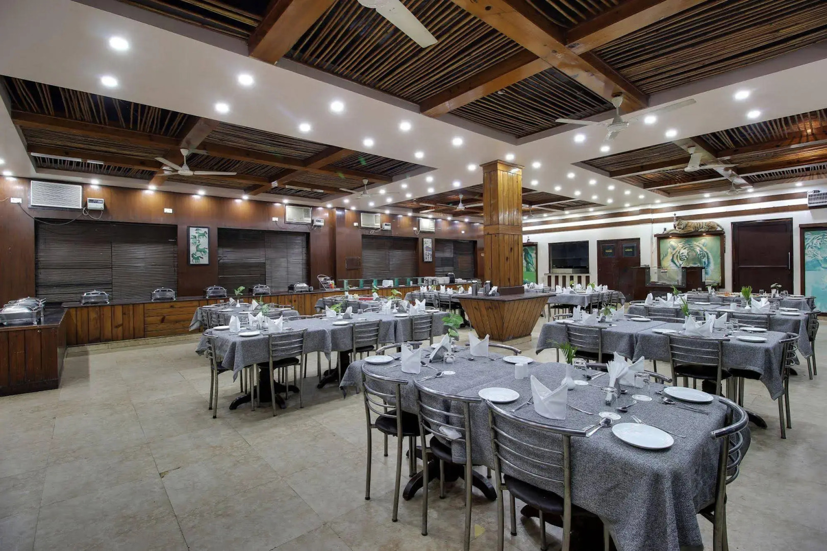 Wood castle Spa & Resort