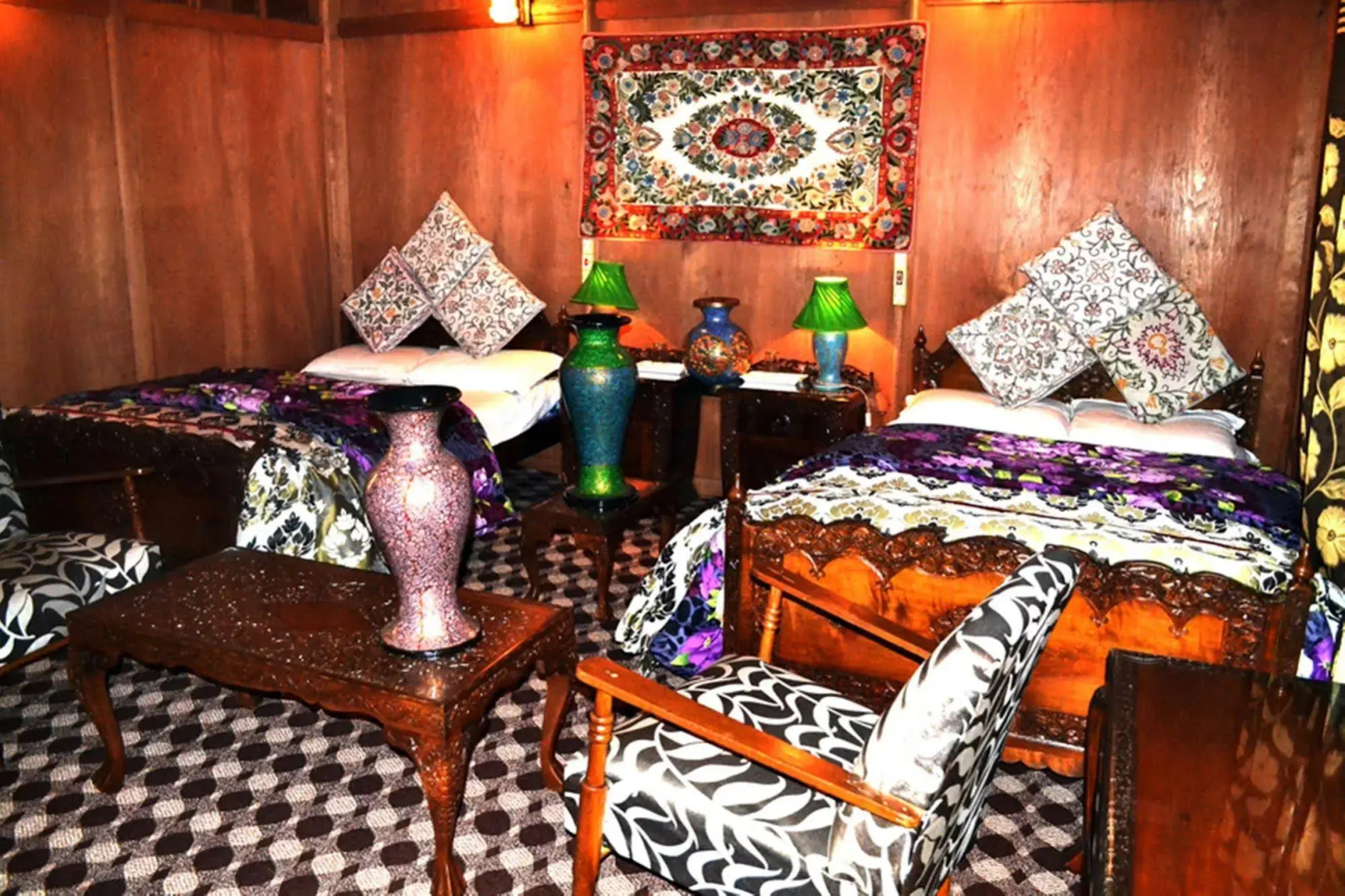 Отель Swan Group Of Houseboats