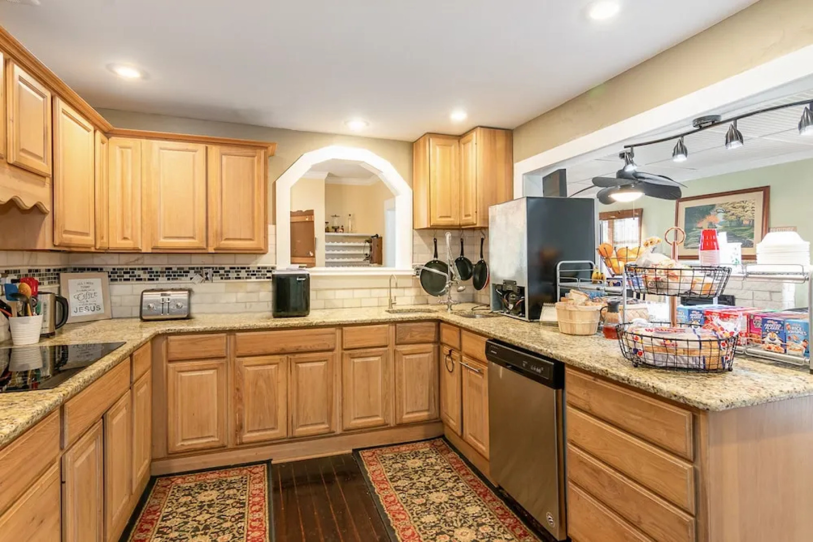 The Wayward Traveler's Inn