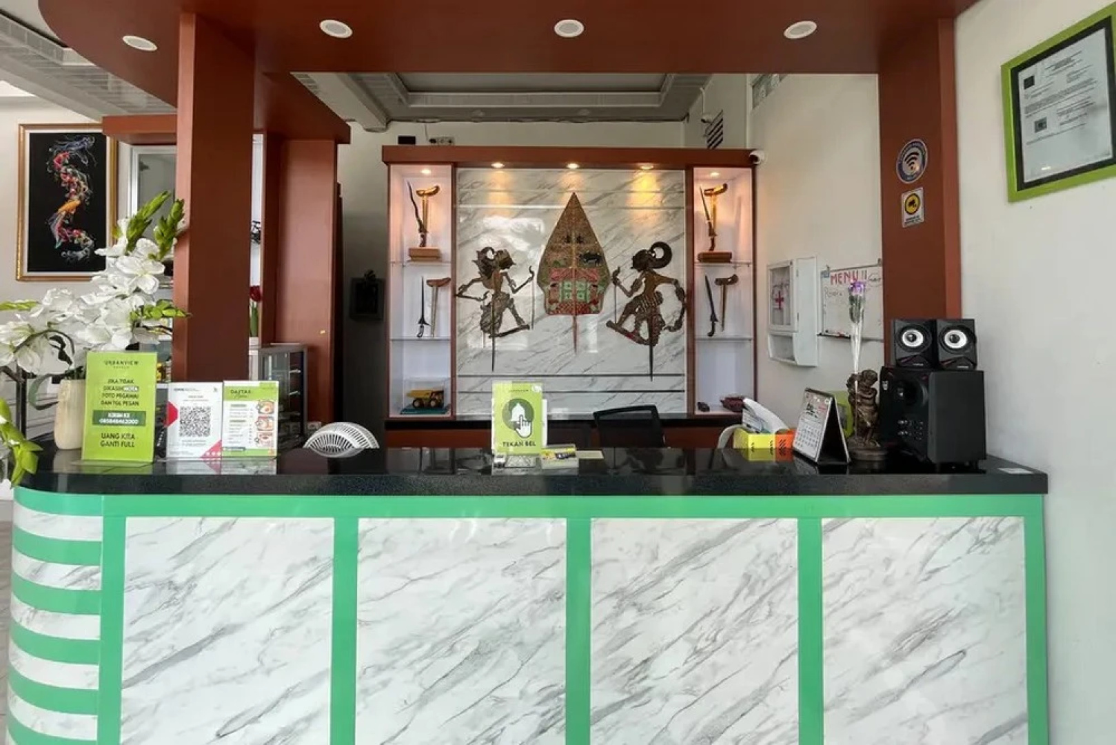 Urbanview Hotel Sakura Kampung Inggris Pare by RedDoorz