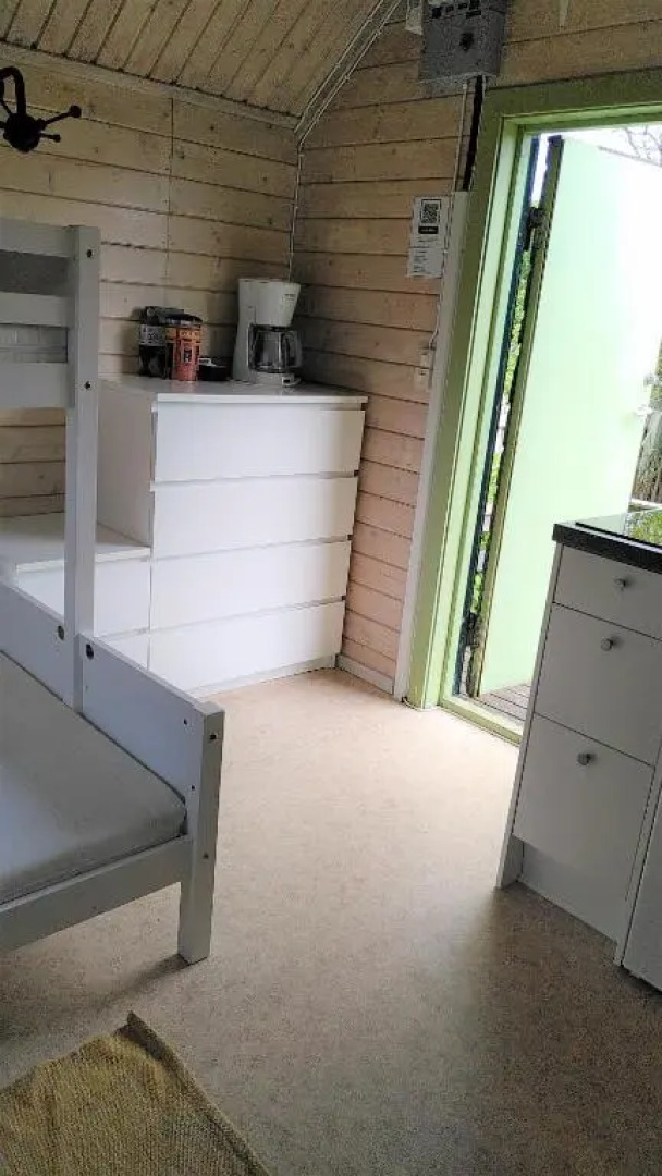 Lilla mysstuga i havsnära