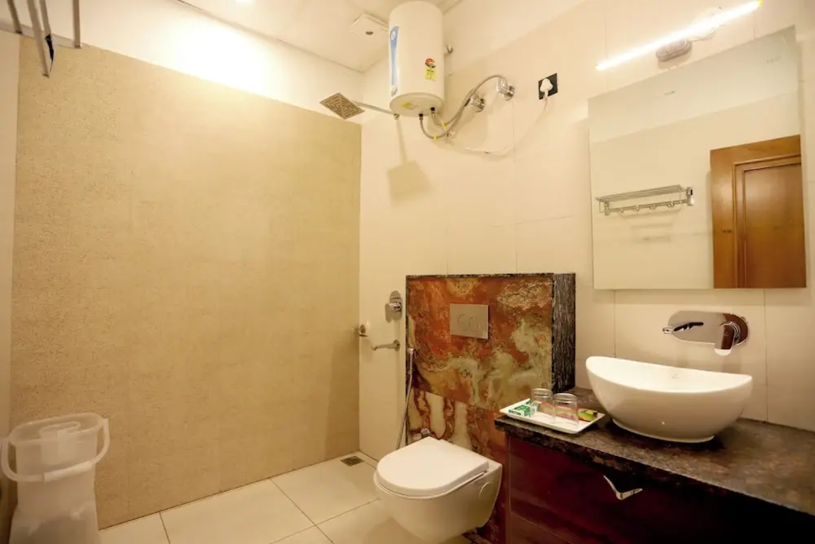 Hotel Dhingra Inn