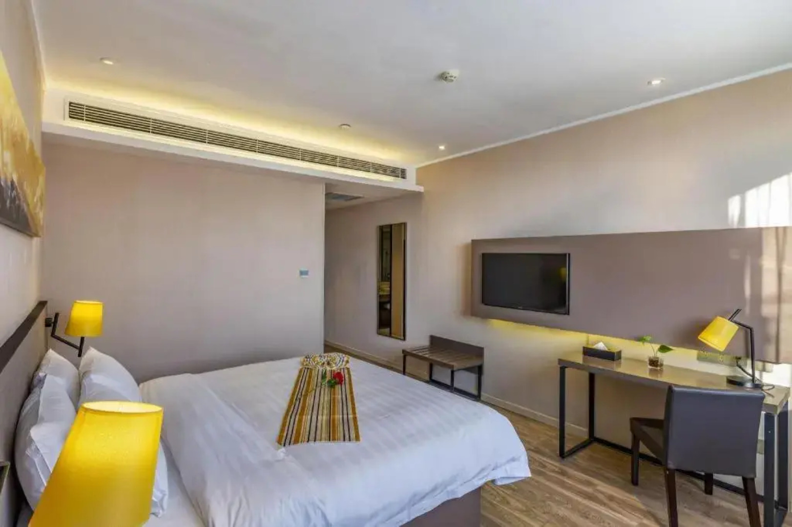 【locals】Taian Taishan District Baolongcity Square