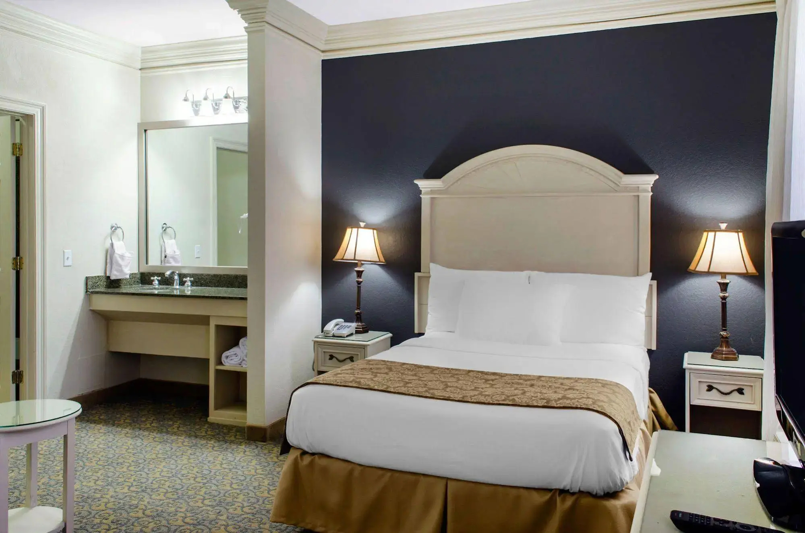 Spark by Hilton Lafayette South