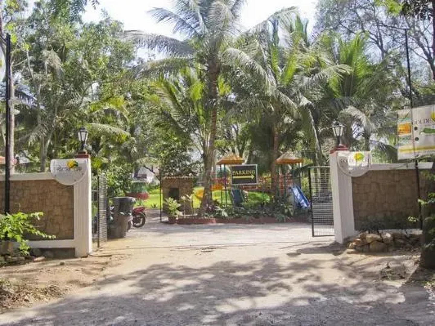 Golden Toff Resort