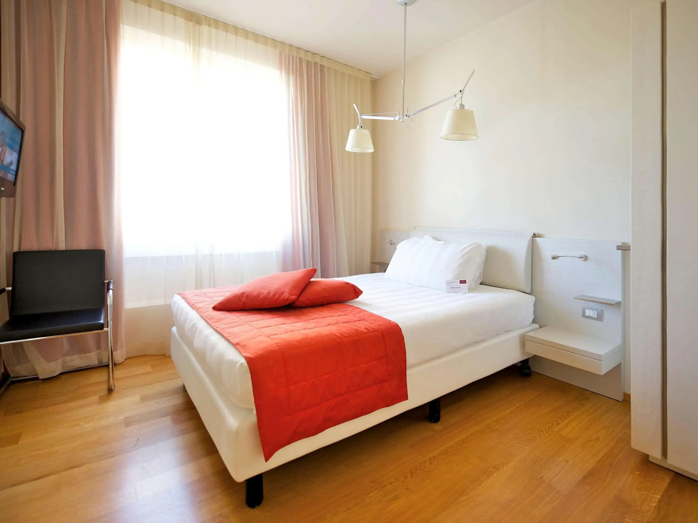 Отель Mercure Milano Solari