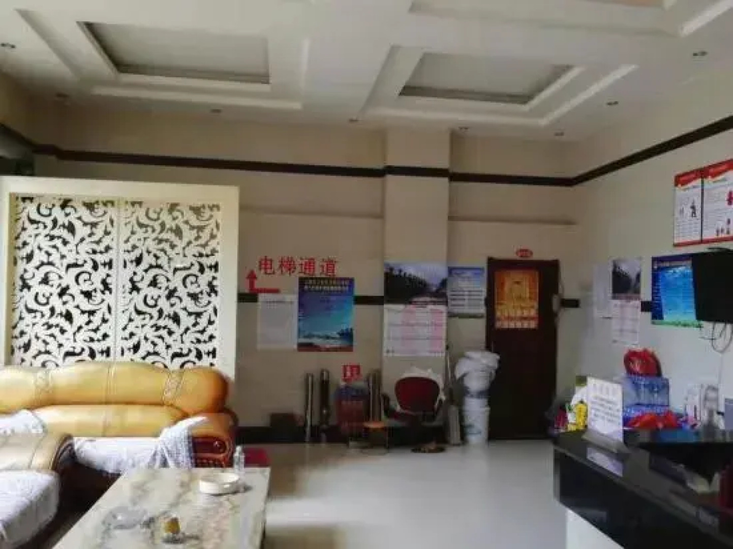 Jinzhu Business Hotel, Yuxi