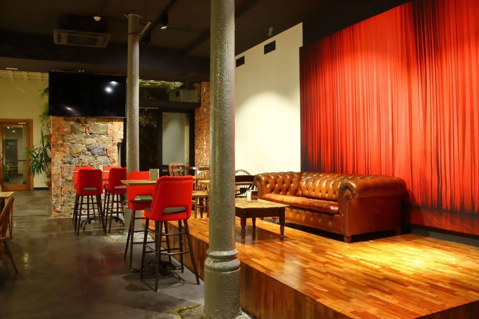 Poshtel Bilbao Premium Hostel