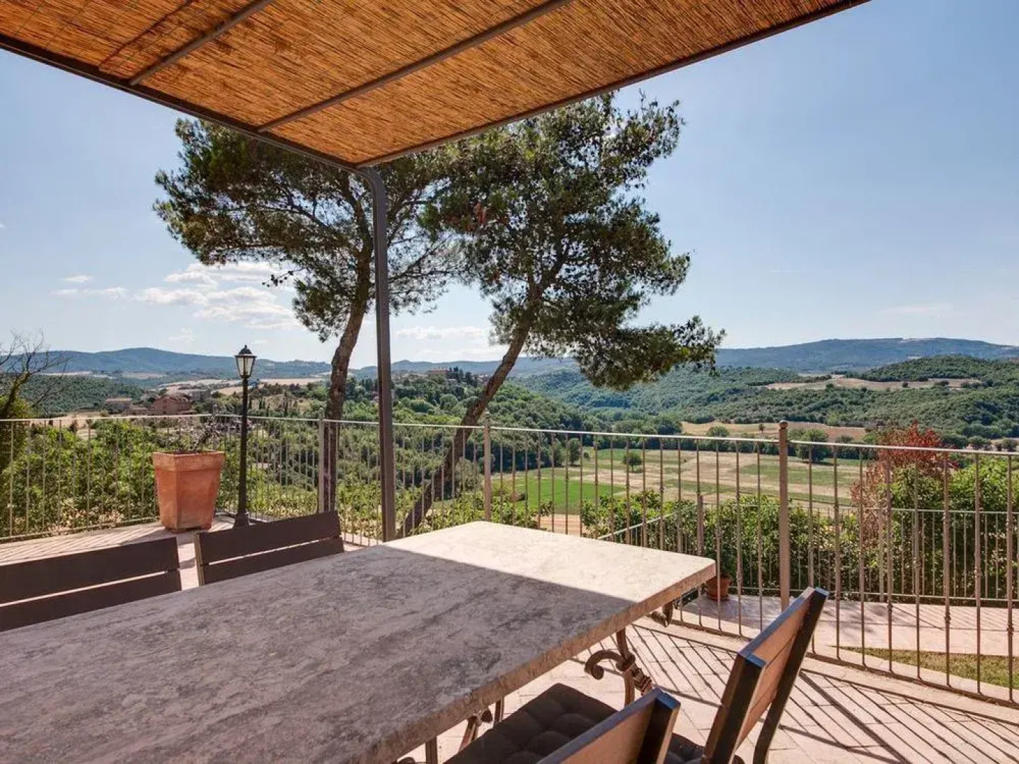 Umbria Country Shelter