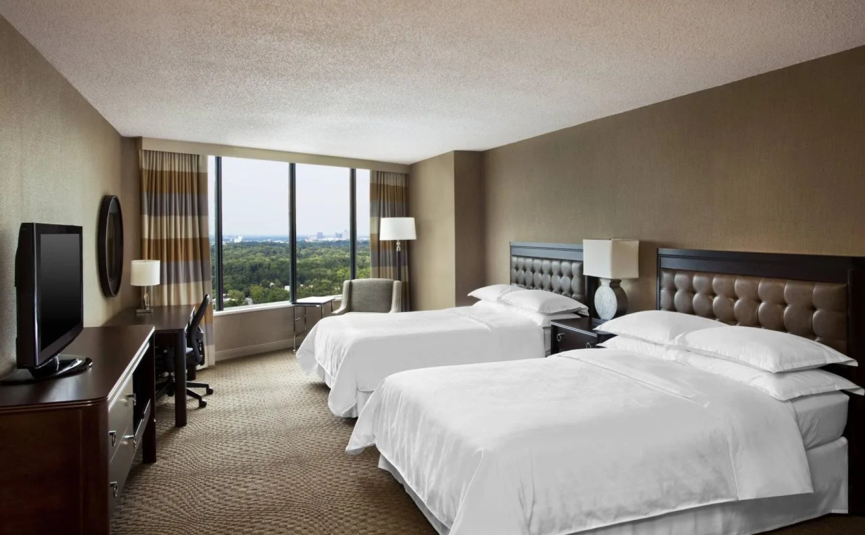 Sheraton Greensboro at Four Seasons