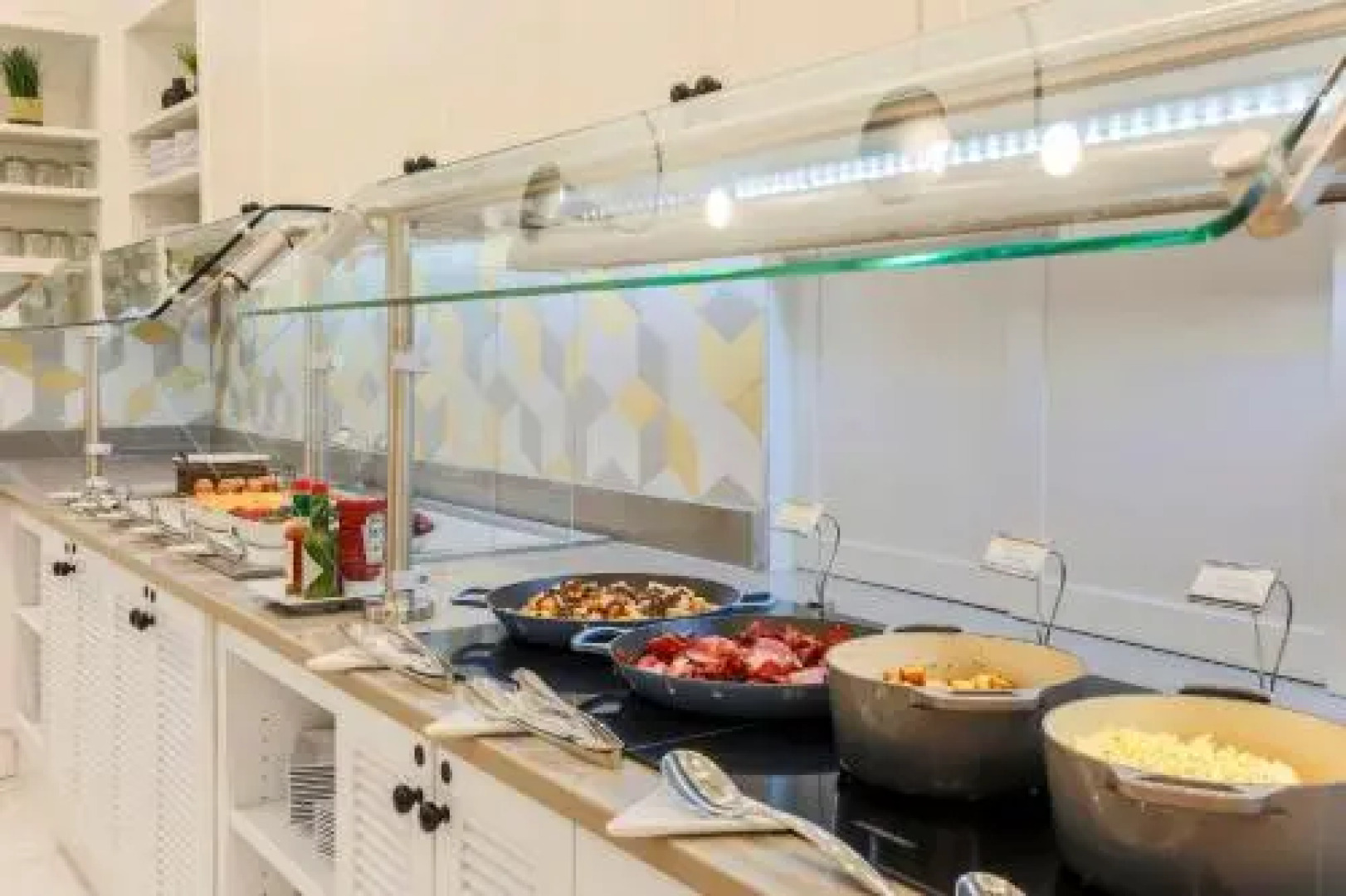 Hyatt Place Waco - South