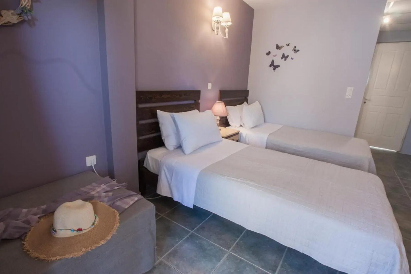 Tellis Holiday Rooms By Hotelius