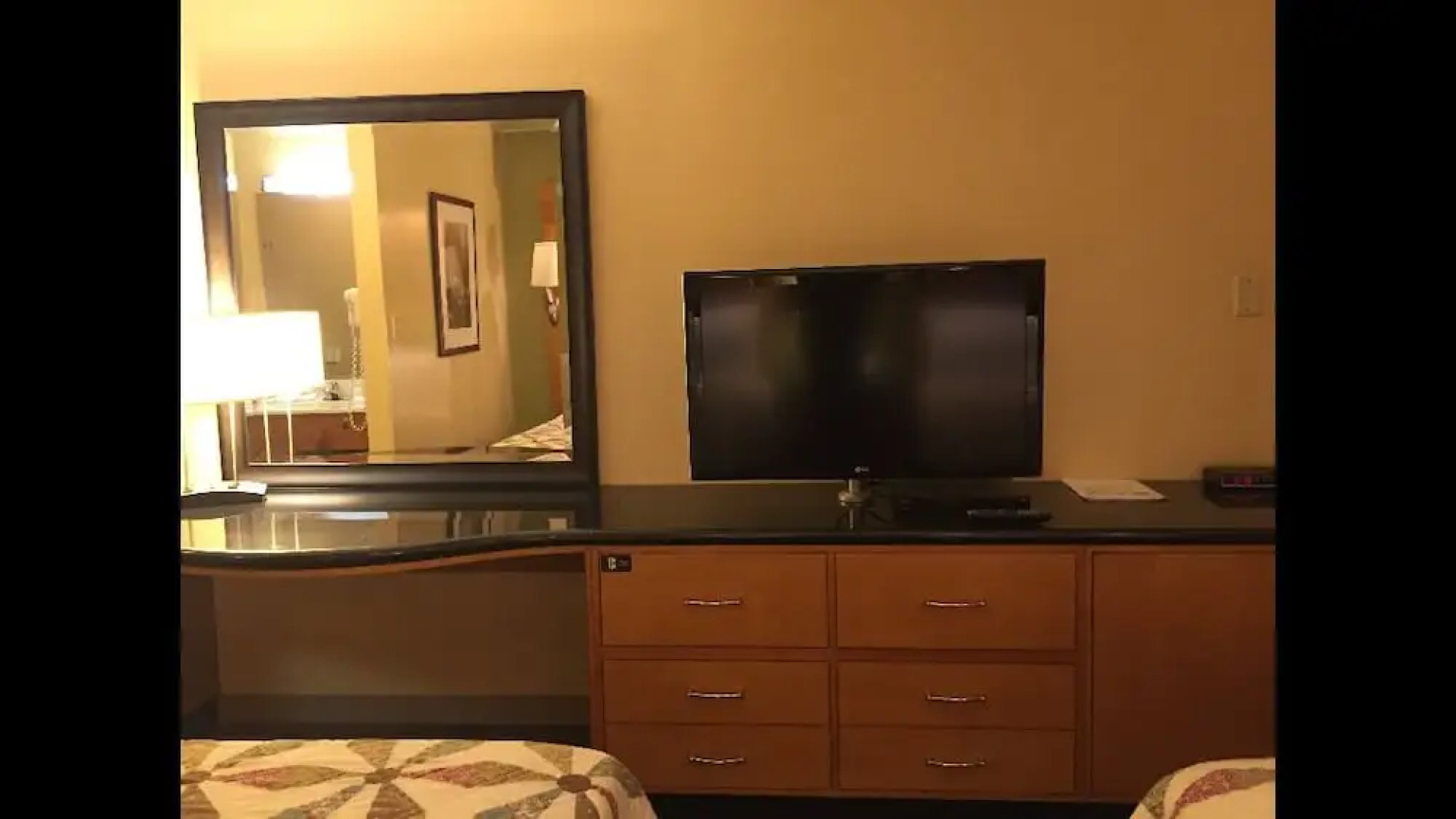 Greshams Lake View Motel