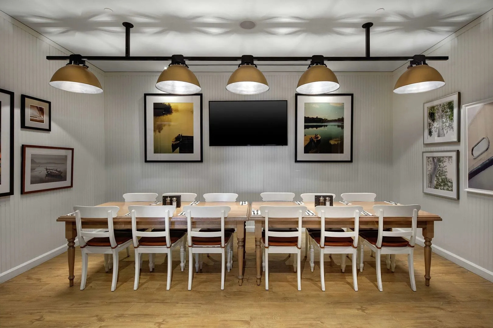 DoubleTree by Hilton Toronto Airport