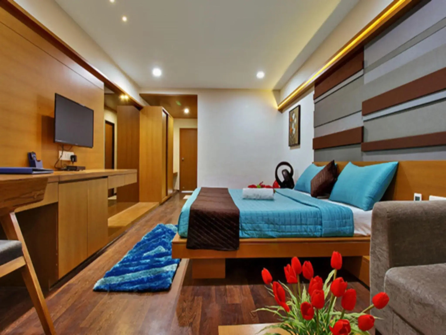 Aarya Grand Hotels & Resorts