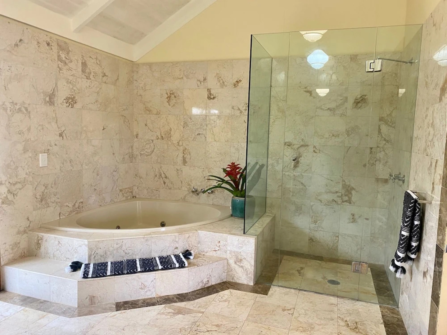 Four Winds Luxury Villas